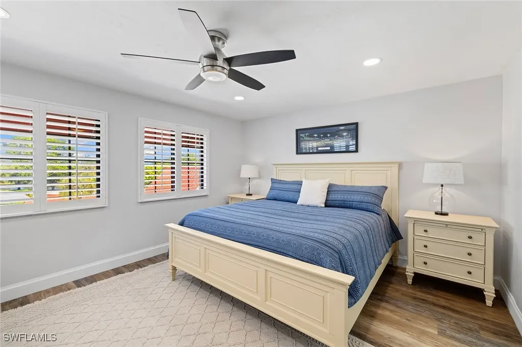 629 Serendipity Drive Naples FL 34108