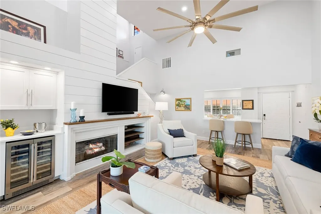 629 Serendipity Drive Naples FL 34108