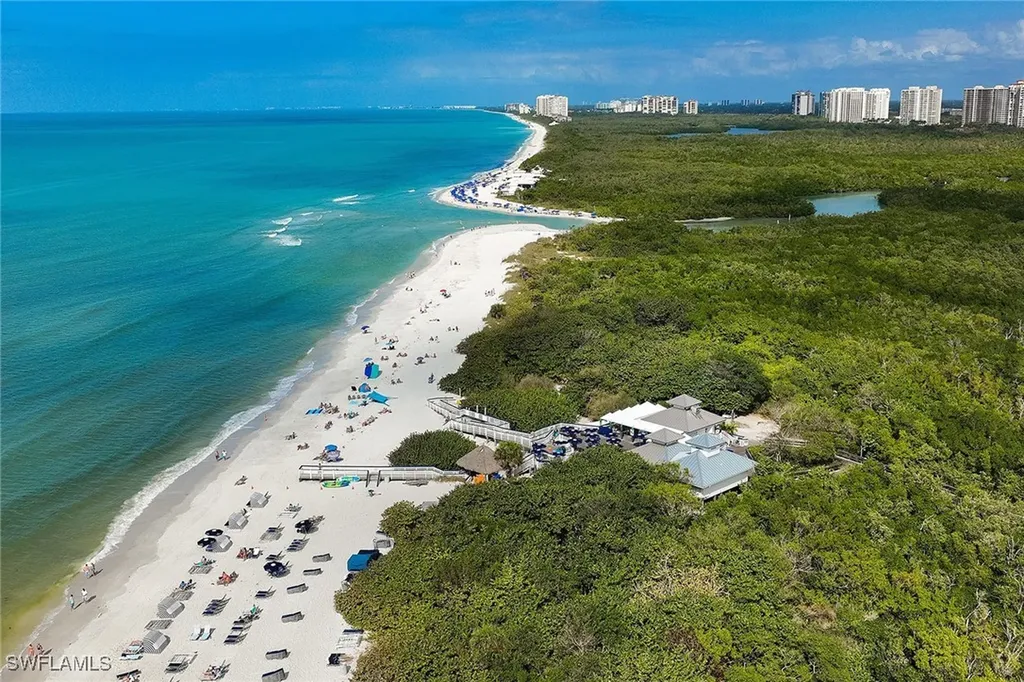 629 Serendipity Drive Naples FL 34108