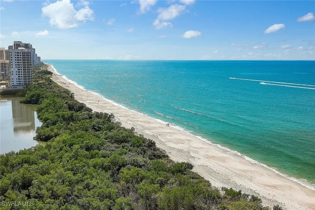 629 Serendipity Drive Naples FL 34108