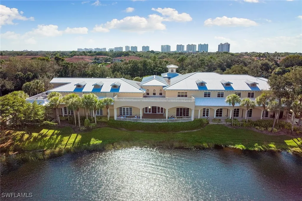629 Serendipity Drive Naples FL 34108
