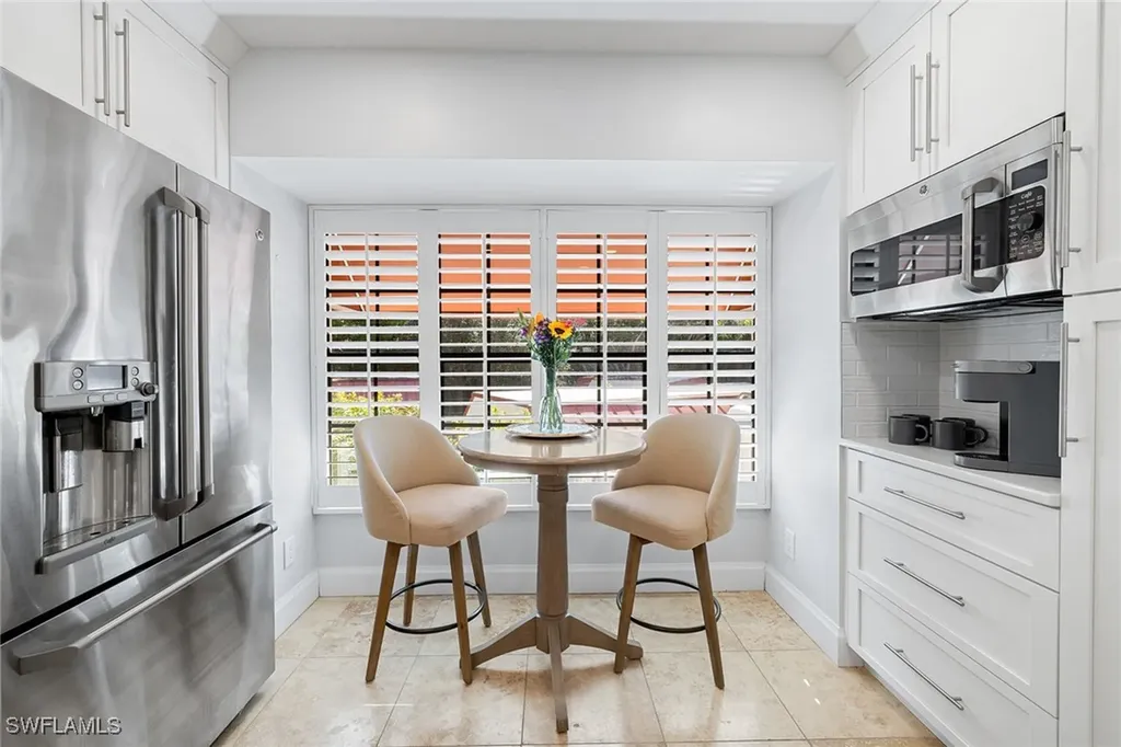 629 Serendipity Drive Naples FL 34108