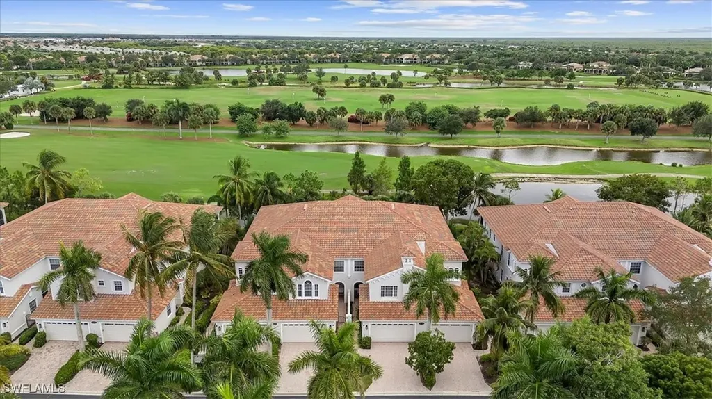 9034 Cascada Way Naples FL 34114