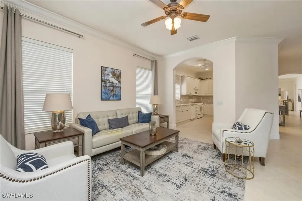 9034 Cascada Way Naples FL 34114