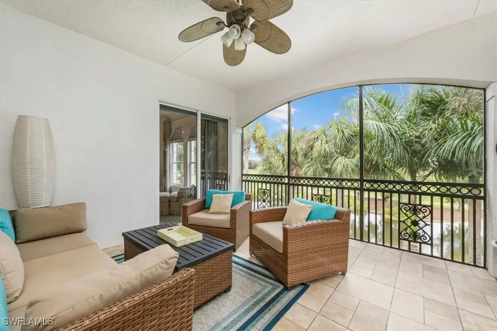9034 Cascada Way Naples FL 34114