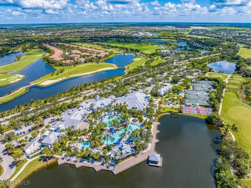 9034 Cascada Way Naples FL 34114
