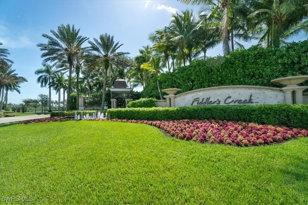 9034 Cascada Way Naples FL 34114