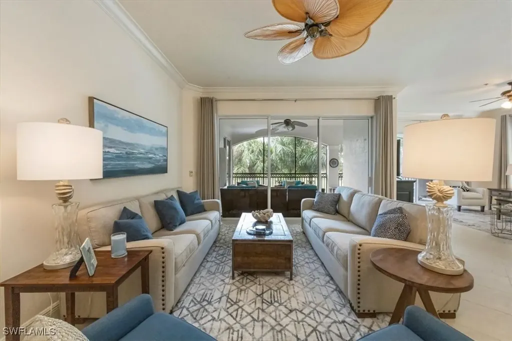 9034 Cascada Way Naples FL 34114