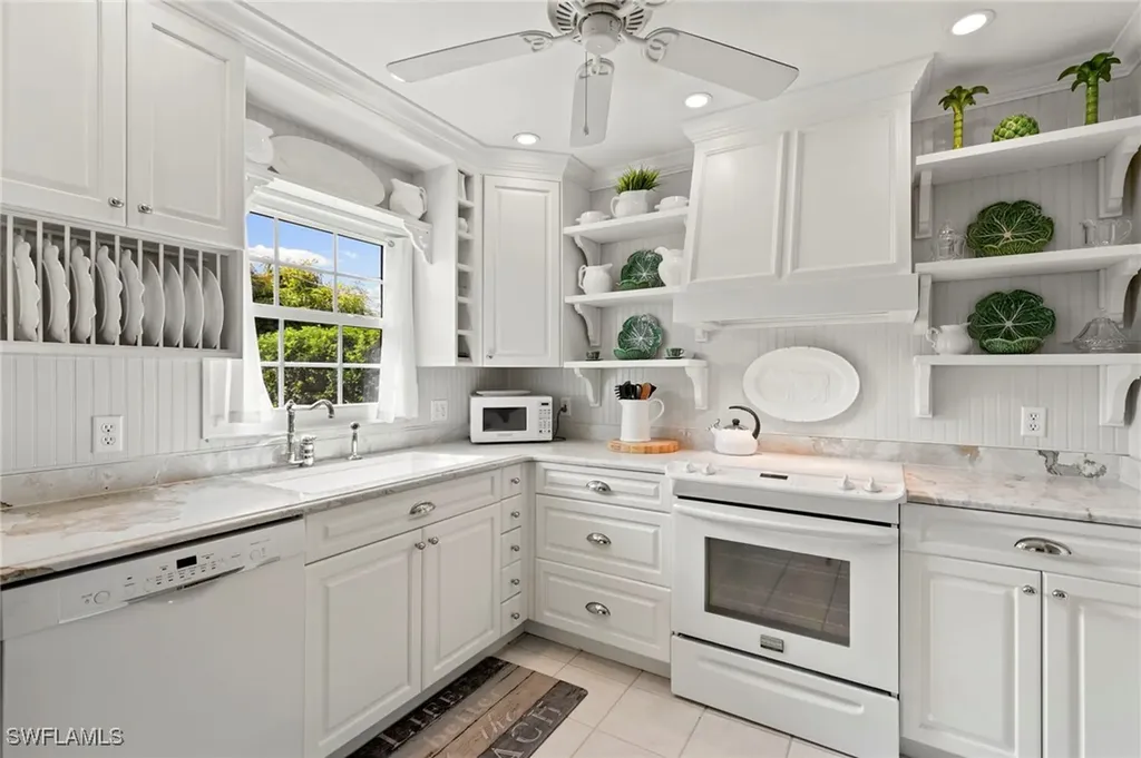 38 7th Street Bonita Springs FL 34134