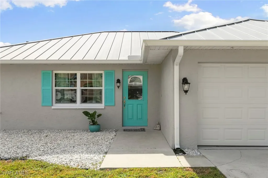 38 7th Street Bonita Springs FL 34134