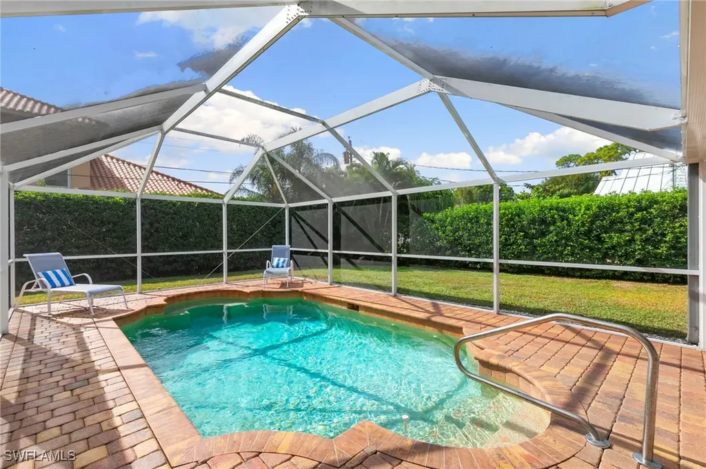 38 7th Street Bonita Springs FL 34134