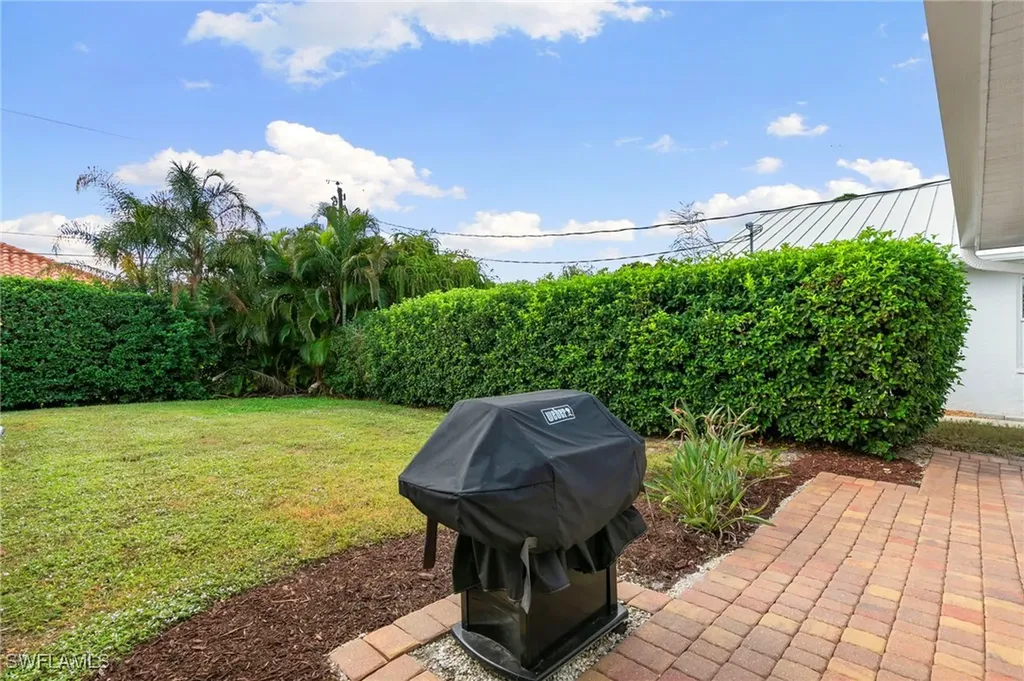 38 7th Street Bonita Springs FL 34134