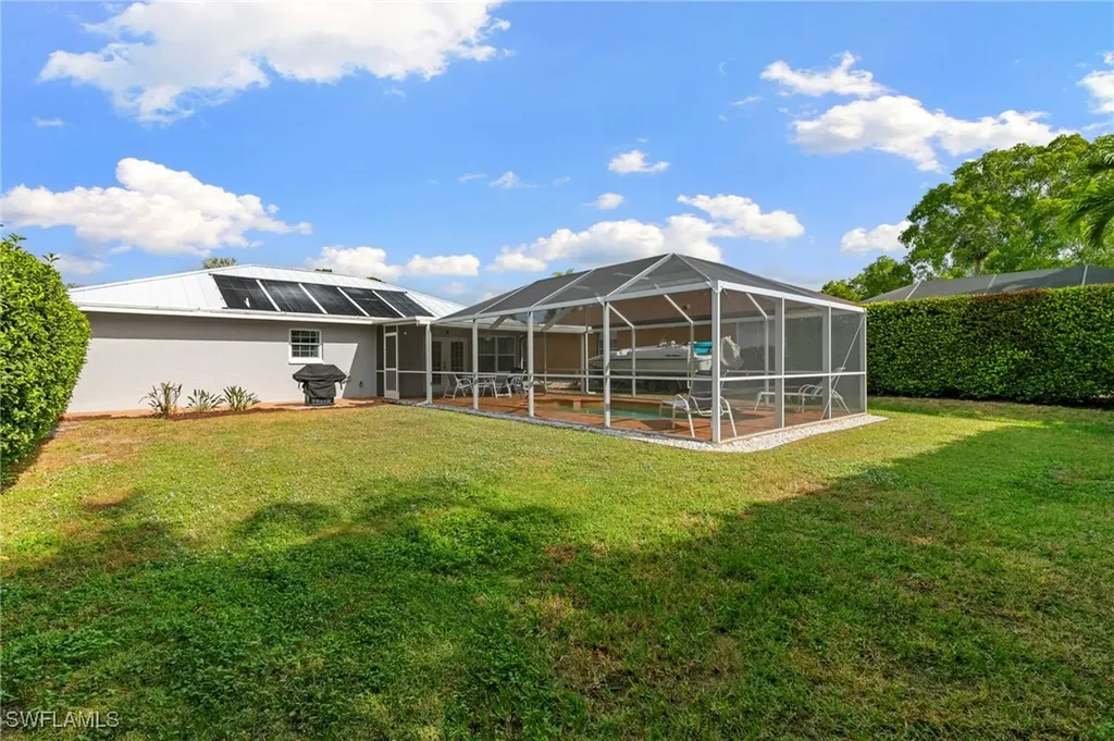 38 7th Street Bonita Springs FL 34134