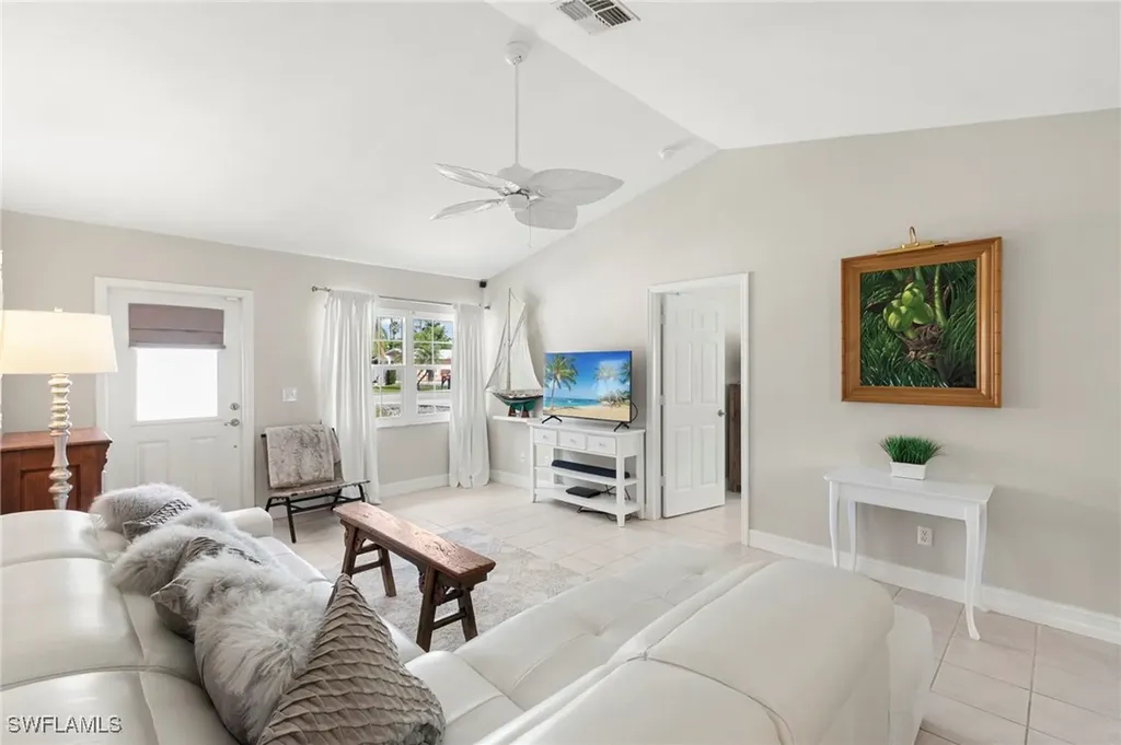 38 7th Street Bonita Springs FL 34134