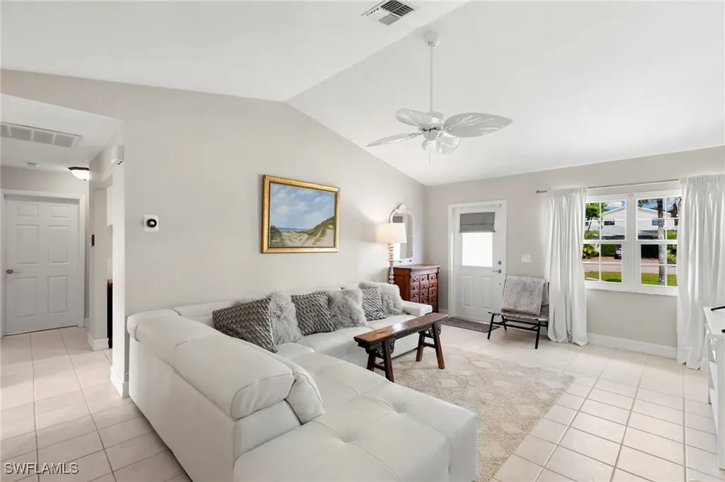 38 7th Street Bonita Springs FL 34134