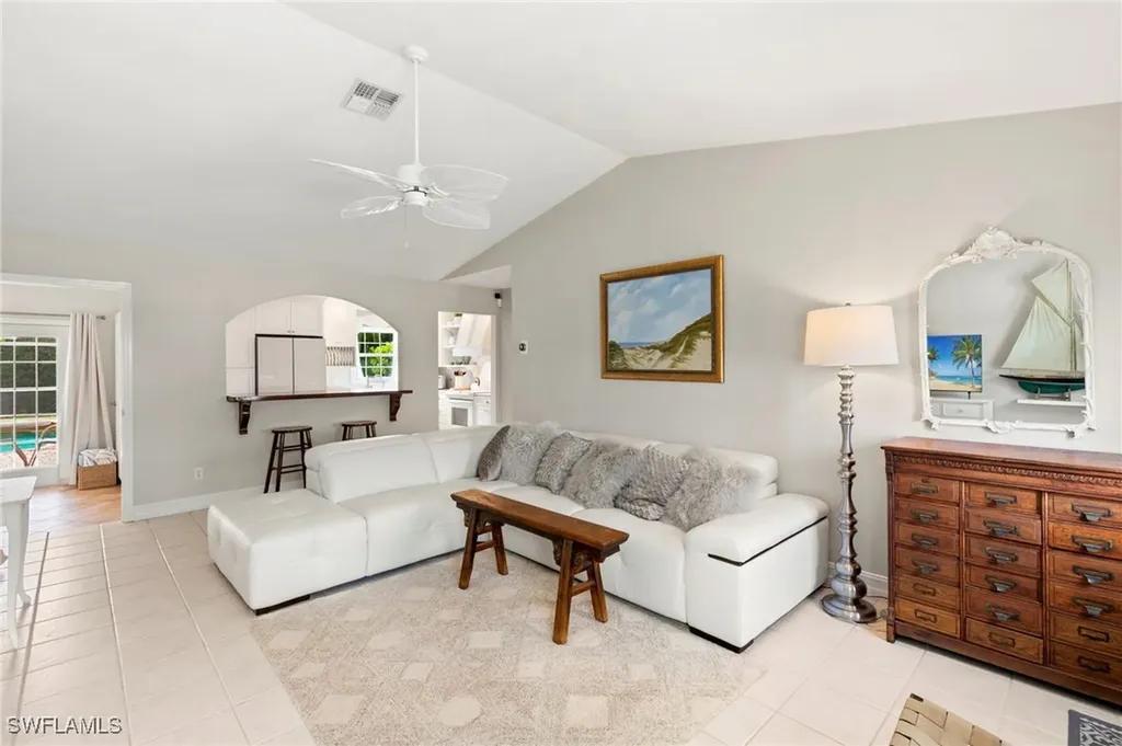 38 7th Street Bonita Springs FL 34134