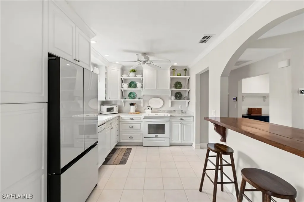 38 7th Street Bonita Springs FL 34134