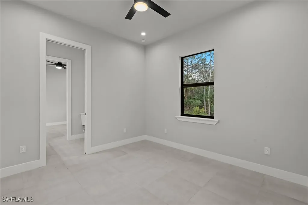 70 33rd Avenue NW Naples FL 34120