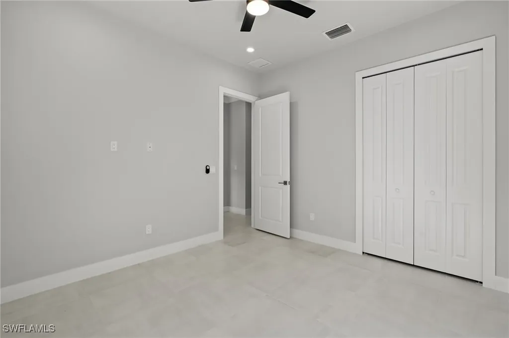 70 33rd Avenue NW Naples FL 34120