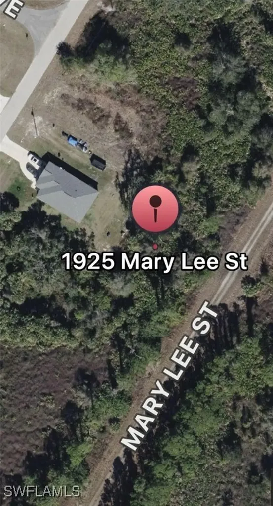 1925 Mary Lee Street Lehigh Acres FL 33972