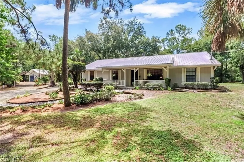 3110 10th Avenue SE Naples FL 34117