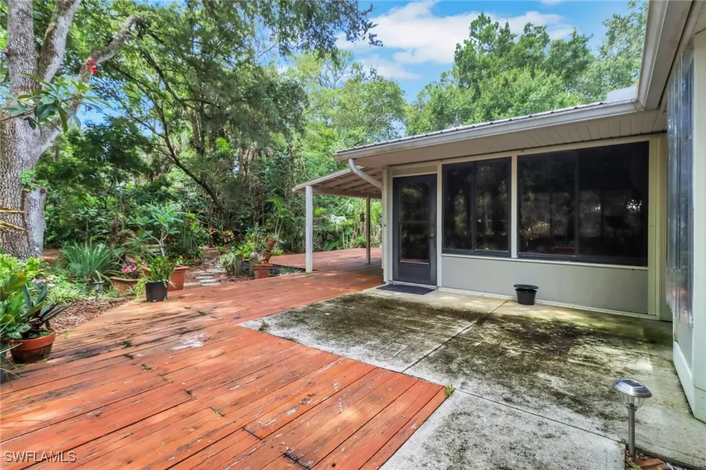 3110 10th Avenue SE Naples FL 34117
