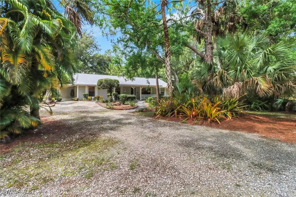 3110 10th Avenue SE Naples FL 34117
