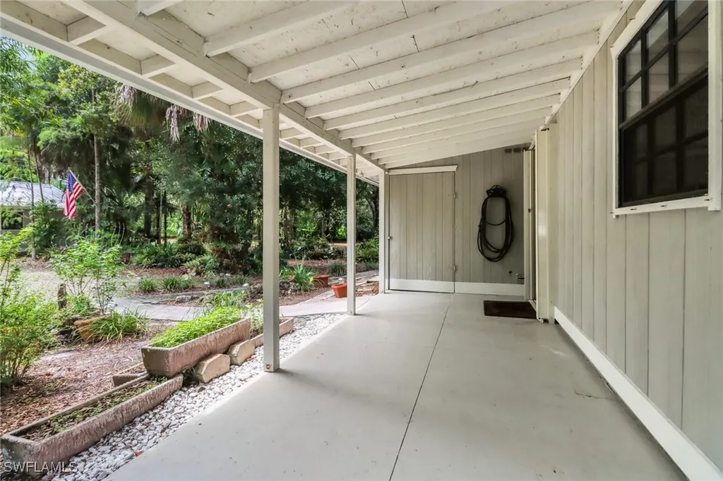 3110 10th Avenue SE Naples FL 34117