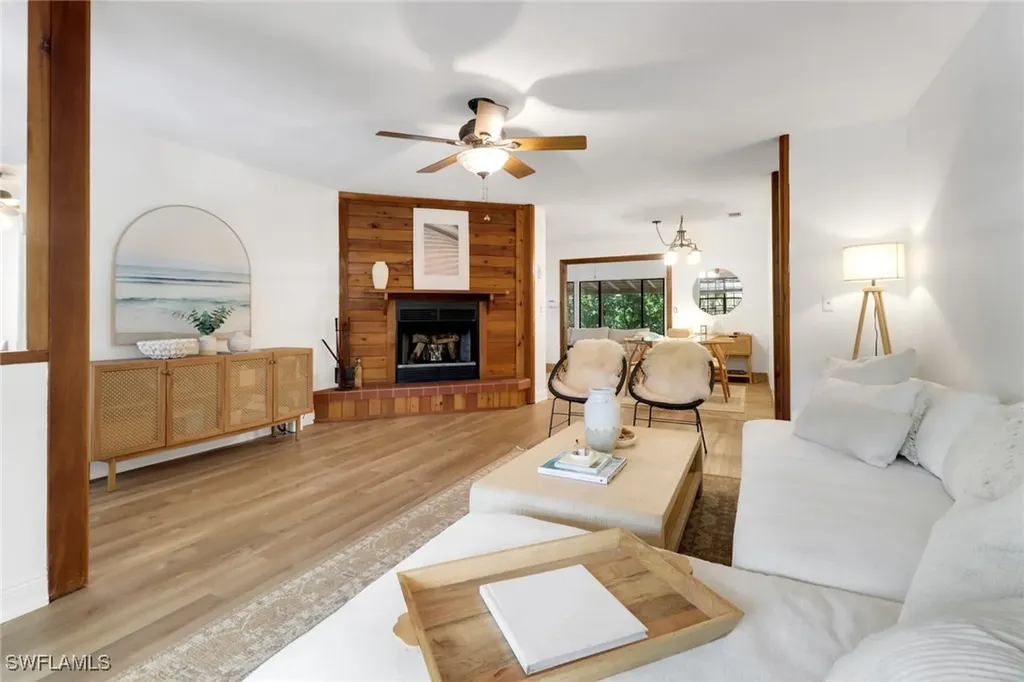 3110 10th Avenue SE Naples FL 34117