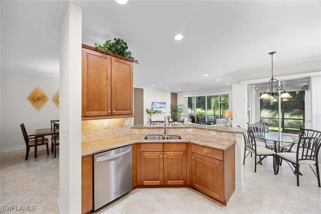6542 Marbella Drive Naples FL 34105