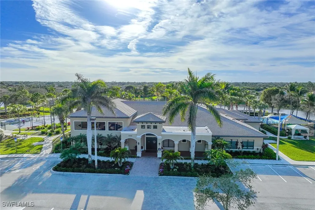 6542 Marbella Drive Naples FL 34105