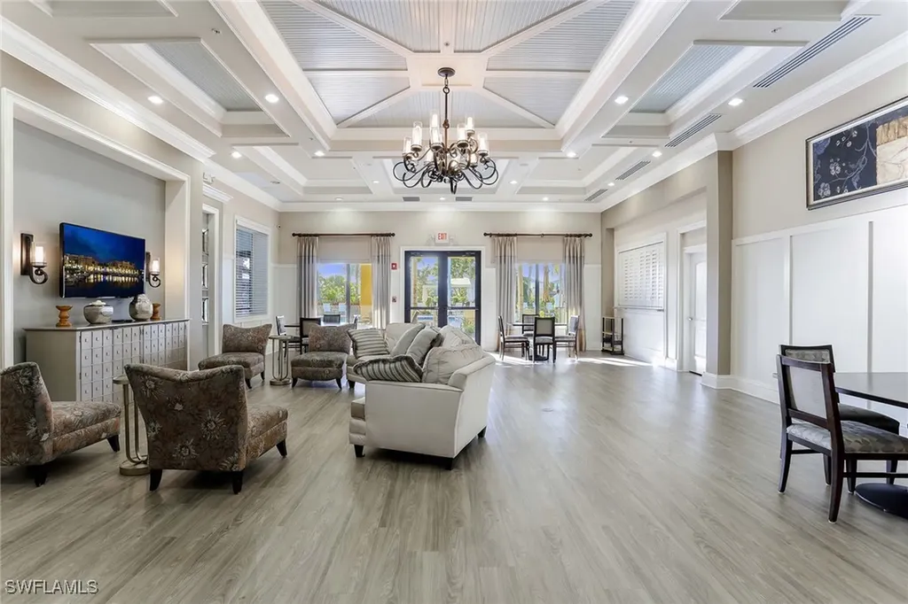 6542 Marbella Drive Naples FL 34105