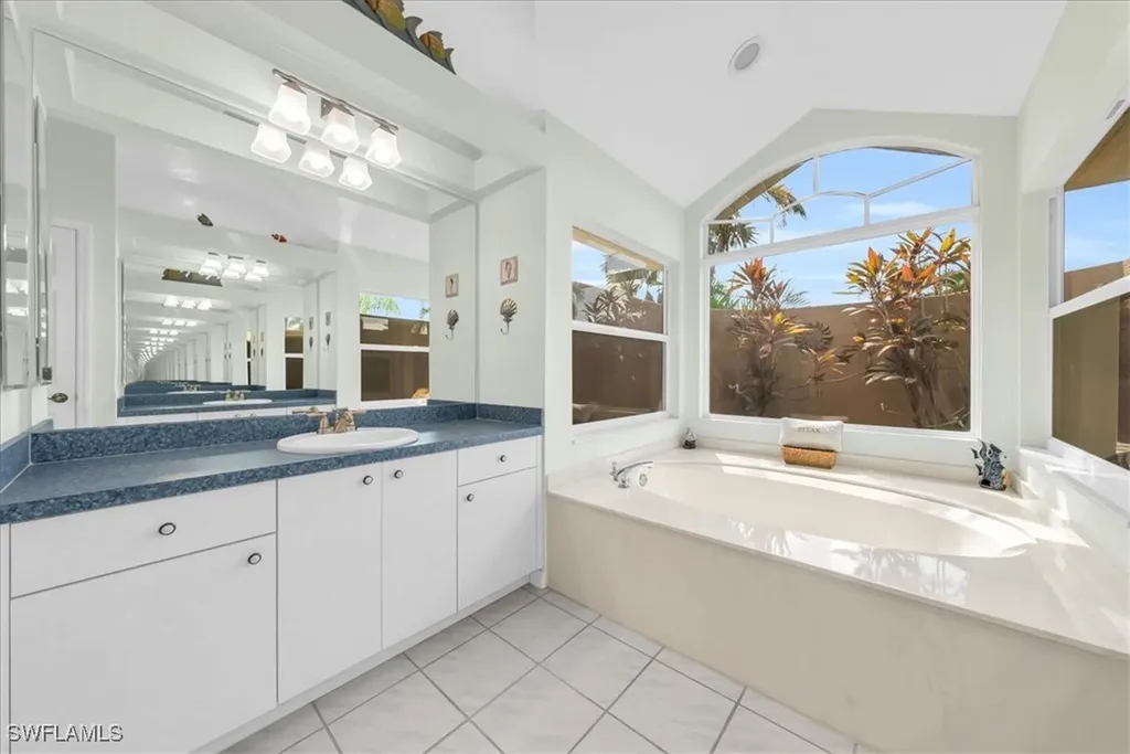 2569 SW 27th Avenue Cape Coral FL 33914