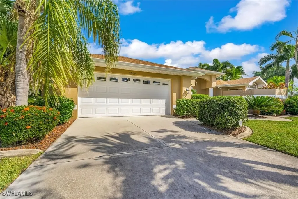 2569 SW 27th Avenue Cape Coral FL 33914