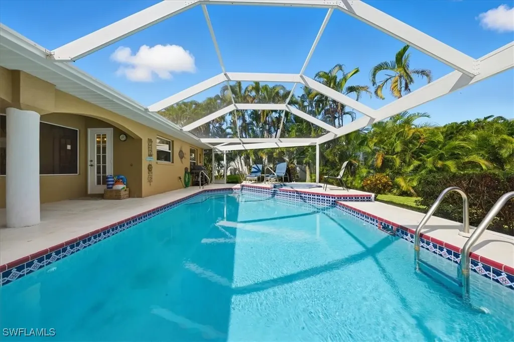 2569 SW 27th Avenue Cape Coral FL 33914