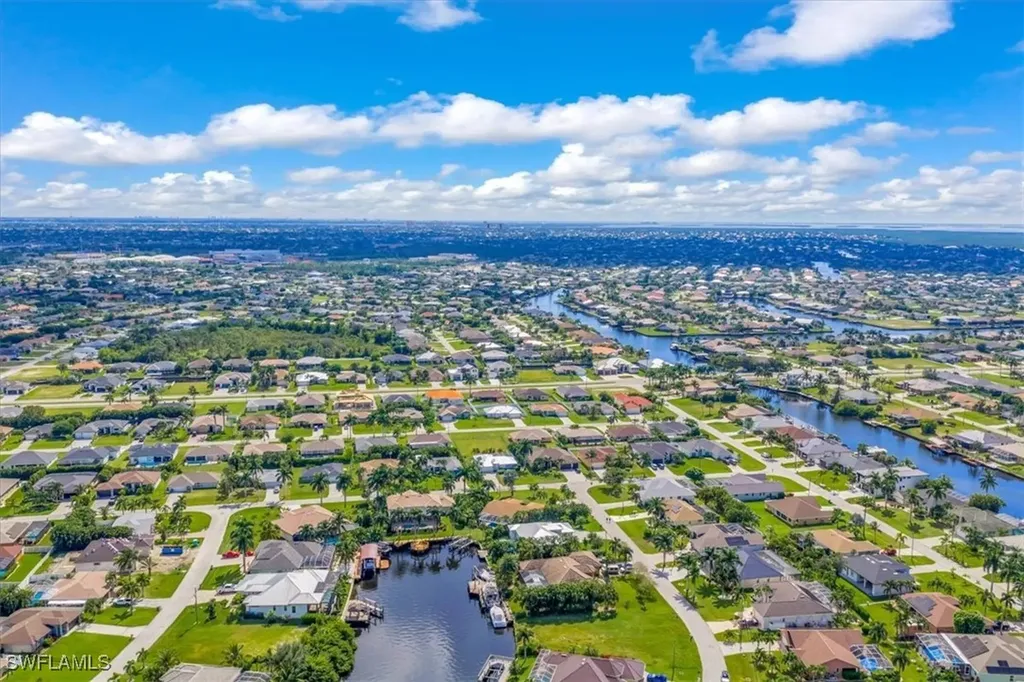 2569 SW 27th Avenue Cape Coral FL 33914