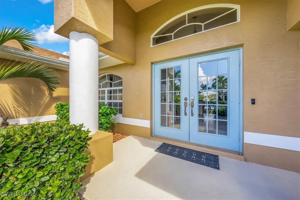 2569 SW 27th Avenue Cape Coral FL 33914