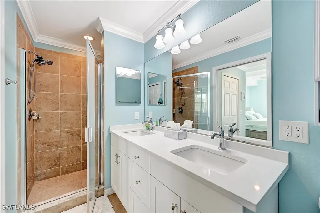 9727 Acqua Court Naples FL 34113