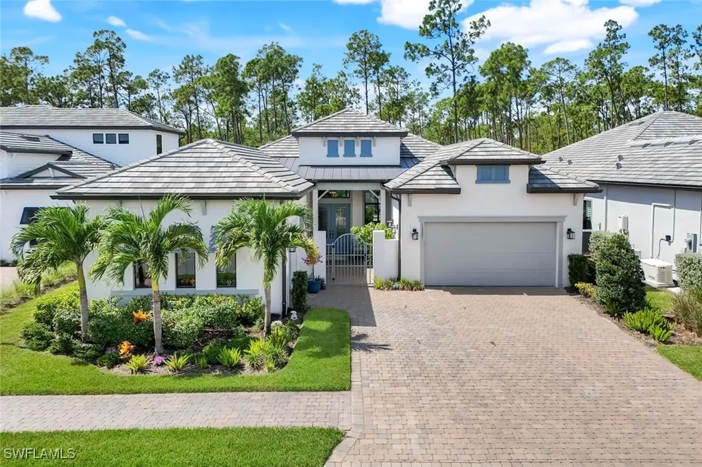 16221 Verilyn Circle Naples FL 34110
