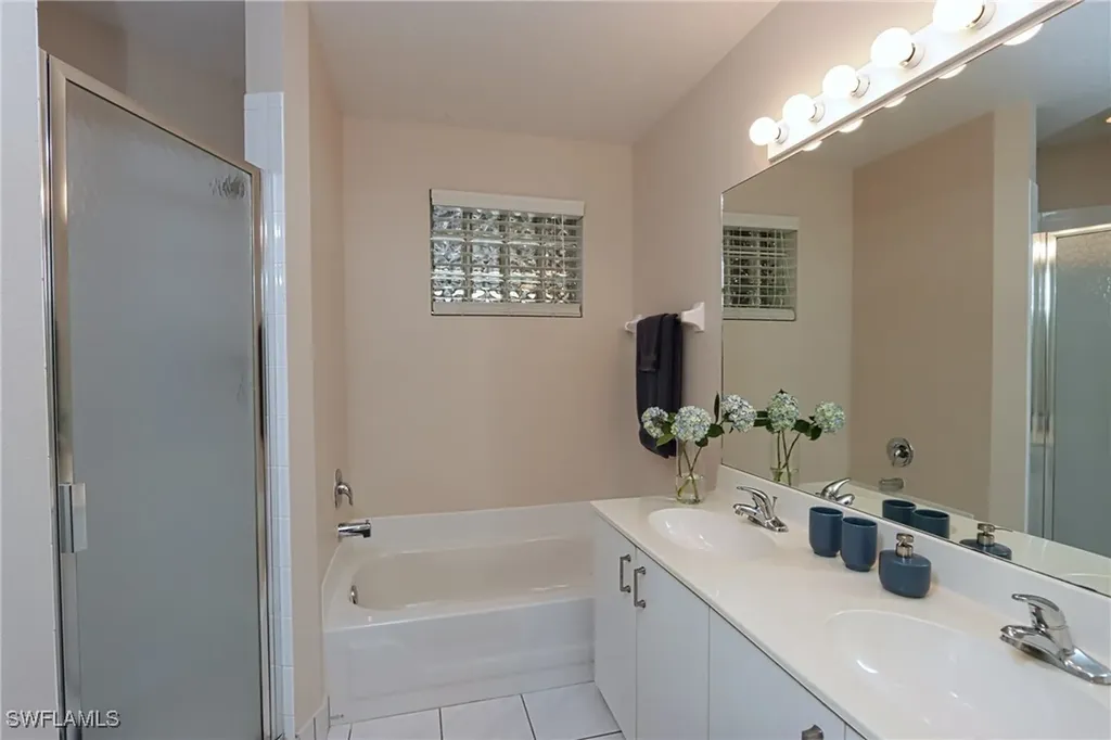 6544 Huntington Lakes Circle Naples FL 34119