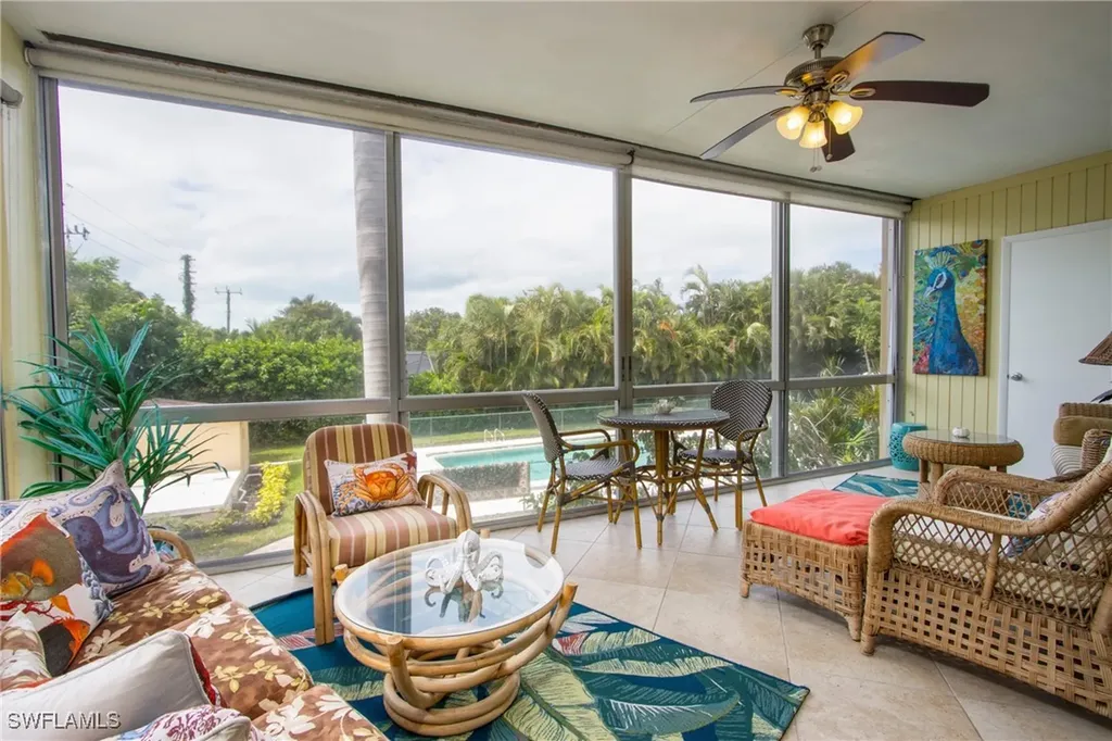820 Ketch Drive Naples FL 34103