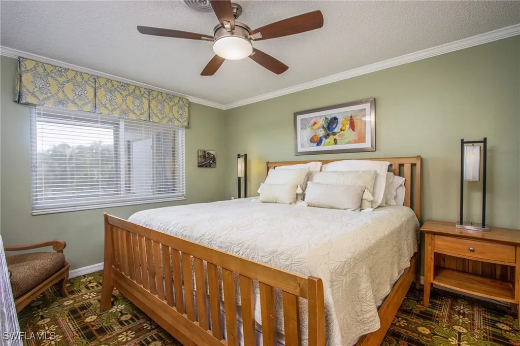 820 Ketch Drive Naples FL 34103