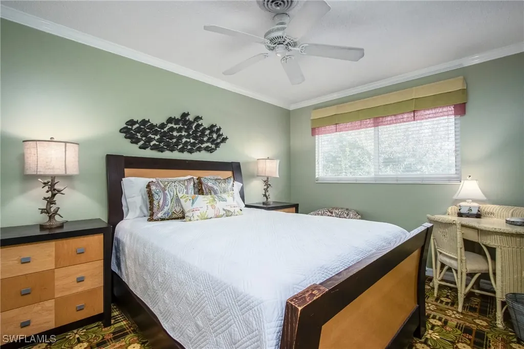 820 Ketch Drive Naples FL 34103
