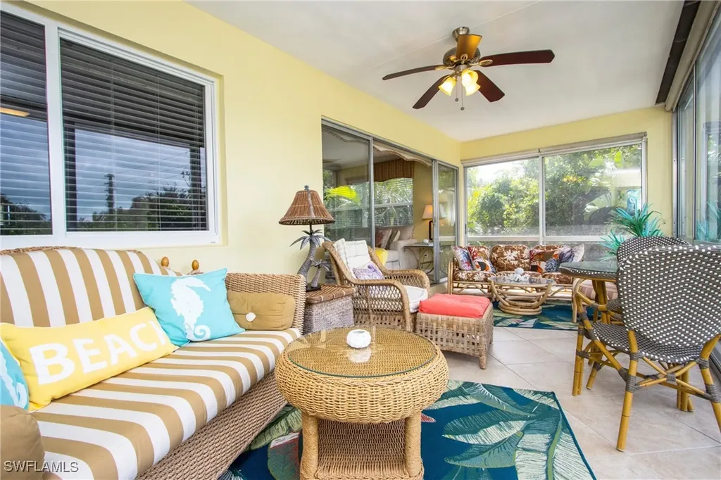 820 Ketch Drive Naples FL 34103