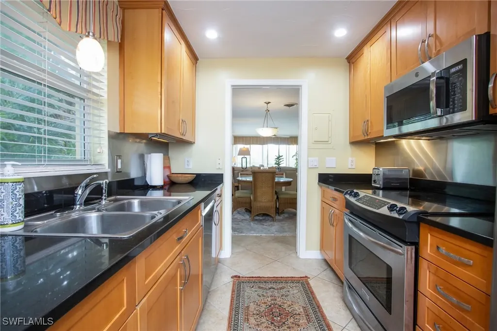 820 Ketch Drive Naples FL 34103