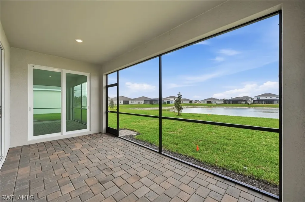 18851 River Burst Court North Fort Myers FL 33917