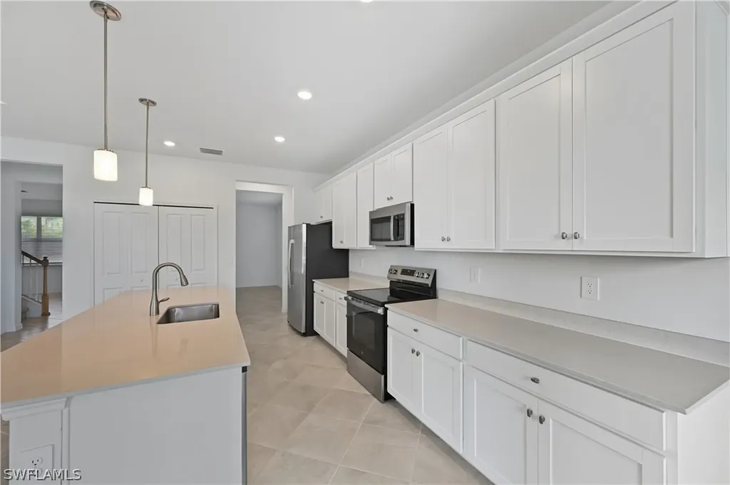 18851 River Burst Court North Fort Myers FL 33917