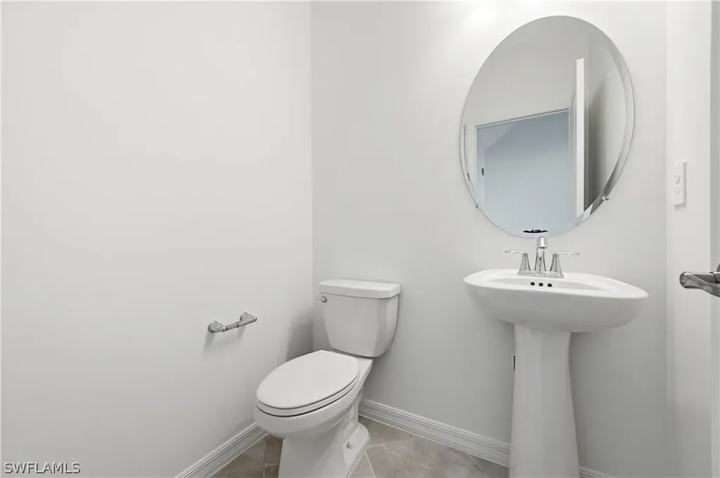 18851 River Burst Court North Fort Myers FL 33917