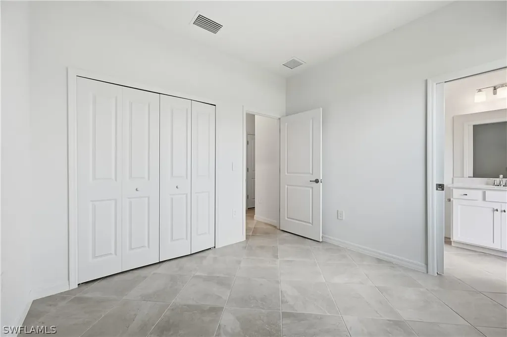 18851 River Burst Court North Fort Myers FL 33917