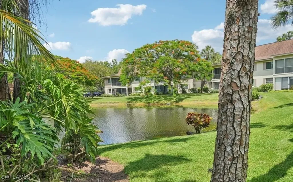 Naples FL, 15 Bob O Link Court, Unit 15B